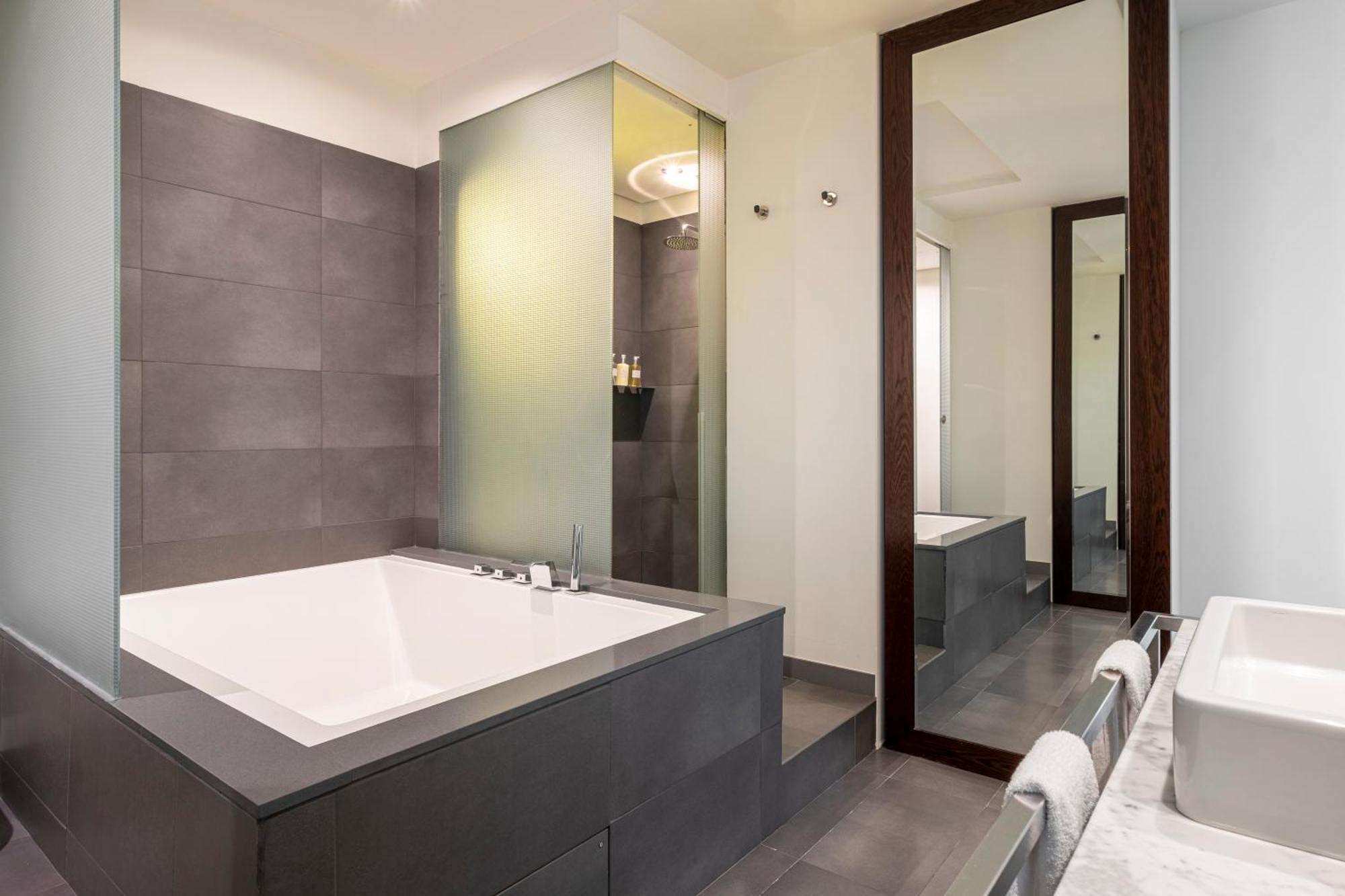 Sixtytwo Hotel Барселона Экстерьер фото